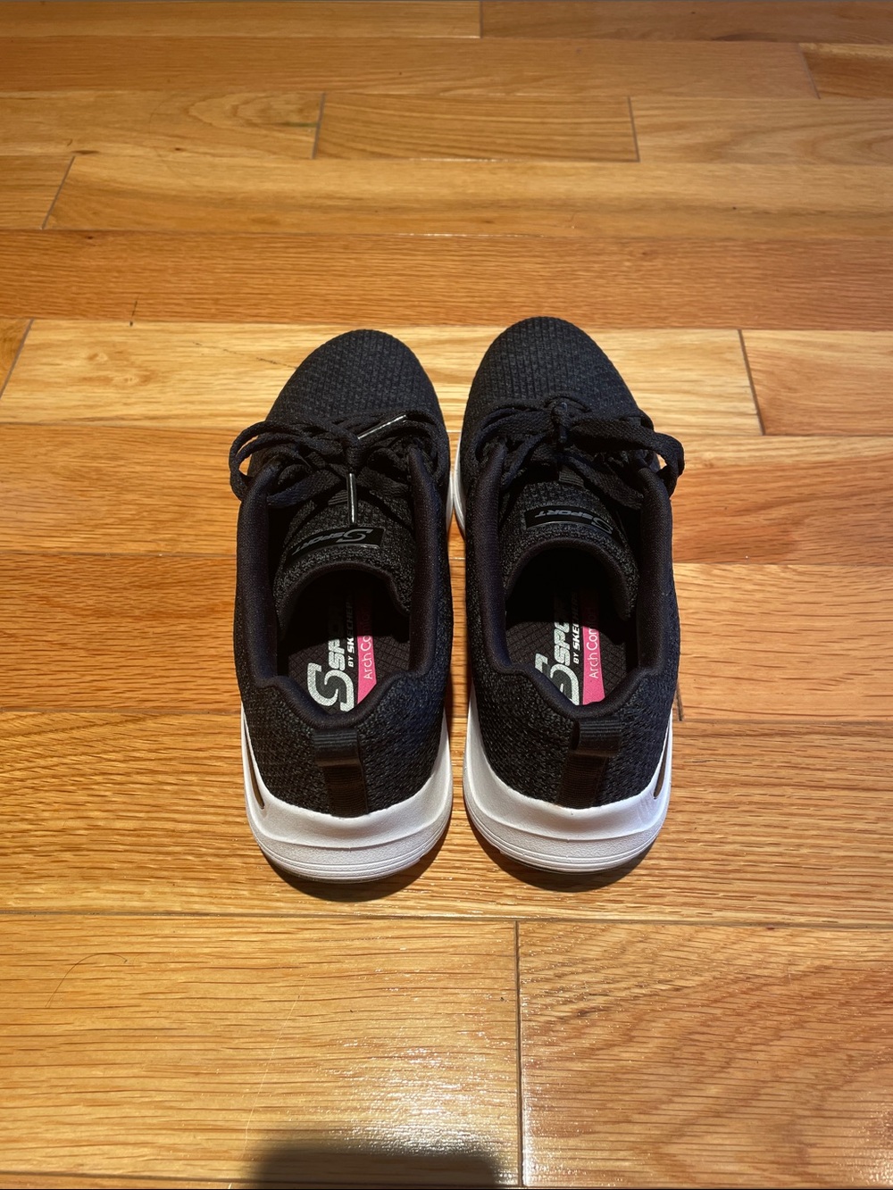 Skechers Sport Black Athletic Shoes - Picture 5 of 5
